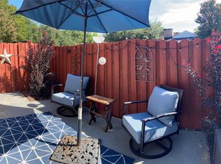 2537 Shady Ridge Dr, Bedford, TX 76021