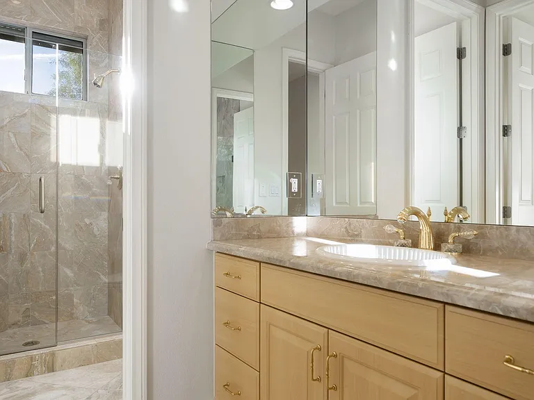 5 Chopin Ct — Photo 31