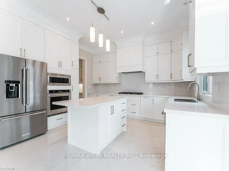 119 Jay St — Photo 14