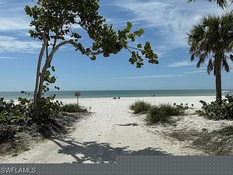 3rd image of 4151 Estero BLVD