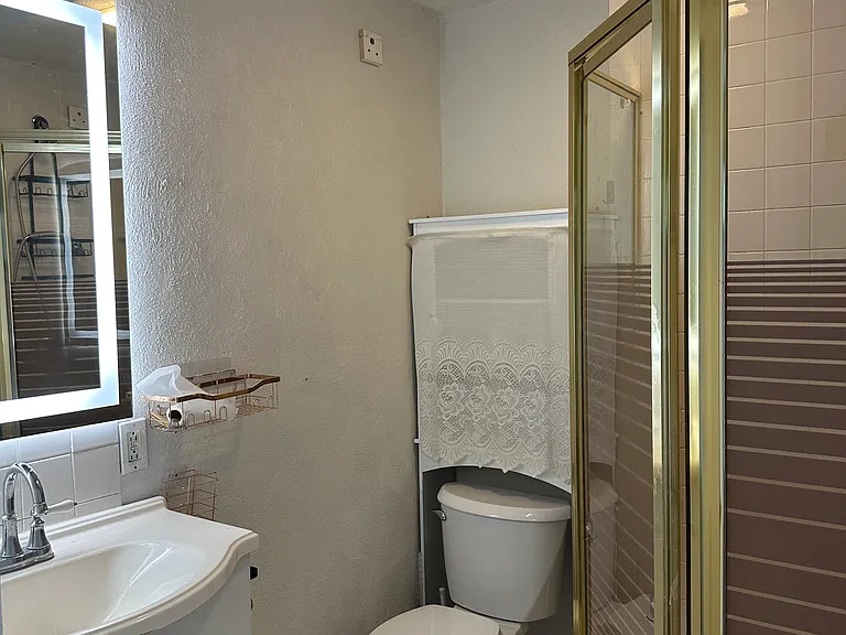 209 Summer St #S2 — Photo 4