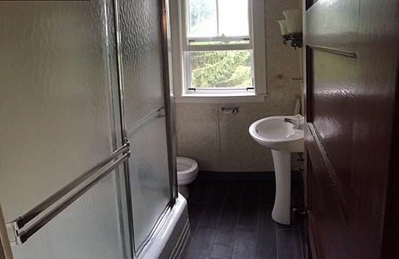 2nd image of 16 Prince St #2