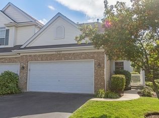 1497 Westport Rdg, Crystal Lake, IL 60014