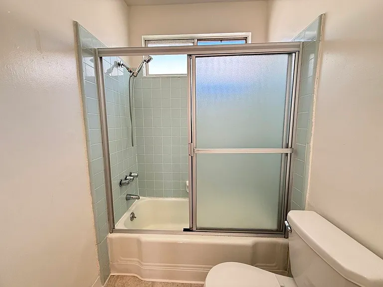 5433 Barton Ave #7 — Photo 18
