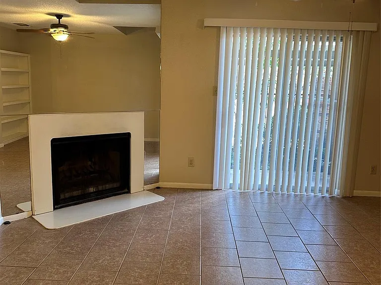 2121 Hepburn St #310 — Photo 2