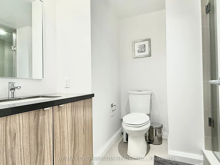 155 Yorkville Ave #2108 — Photo 13