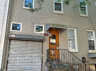 1870 Grove St, Flushing, NY 11385