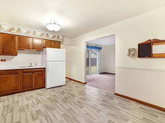 New Flooring 2021, NEW Oven/Range 2022