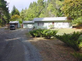 680 Hayes Cut Off Rd, Cave Junction, OR 97523