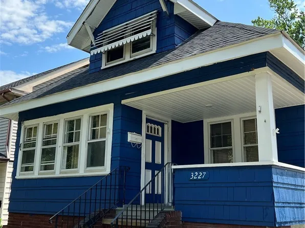 3227 W 114th St, Cleveland, OH 44111