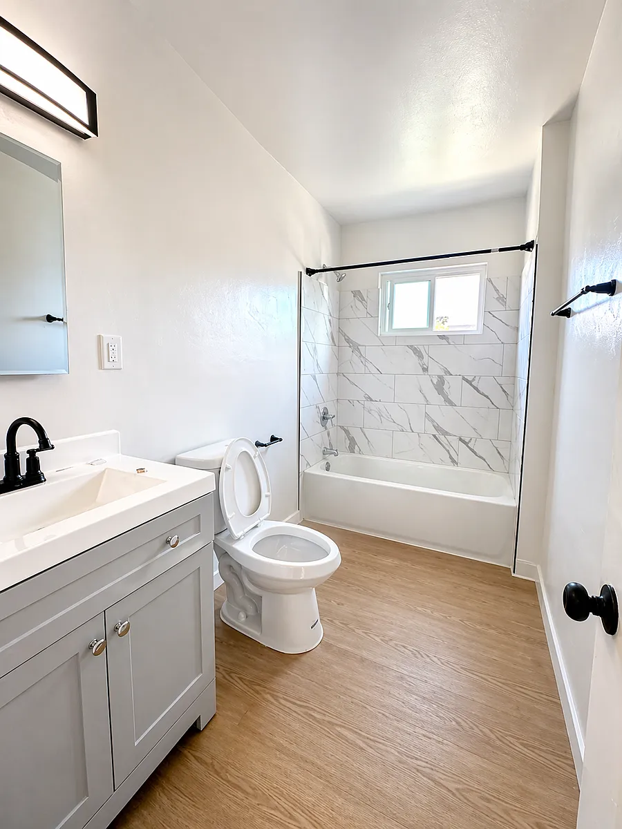 Building Photo - 14815 Burbank Blvd #8