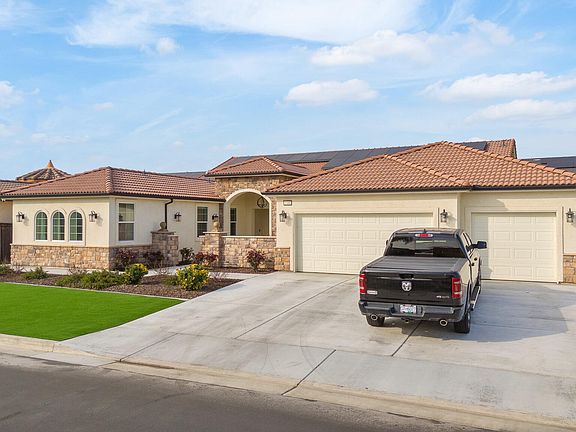 4th image of 3108 E Beech Court