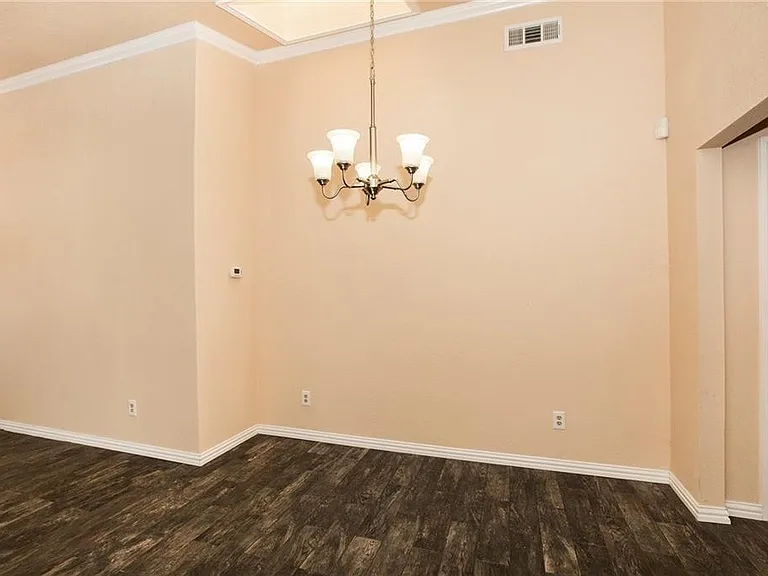 6810 Ports O Call Dr — Photo 10