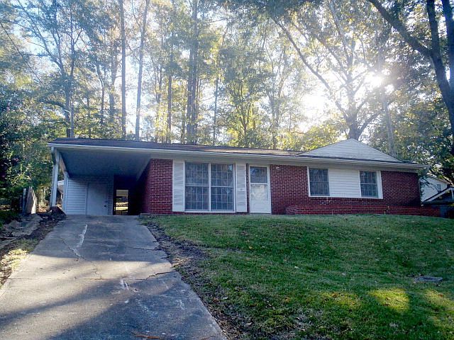 1st image of 673 Gregory St