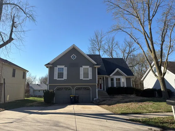 8009 E 96th St, Kansas City, MO 64134