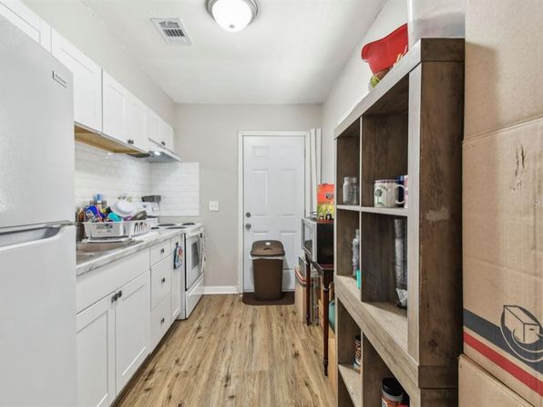 tampa-florida-444513852 picture