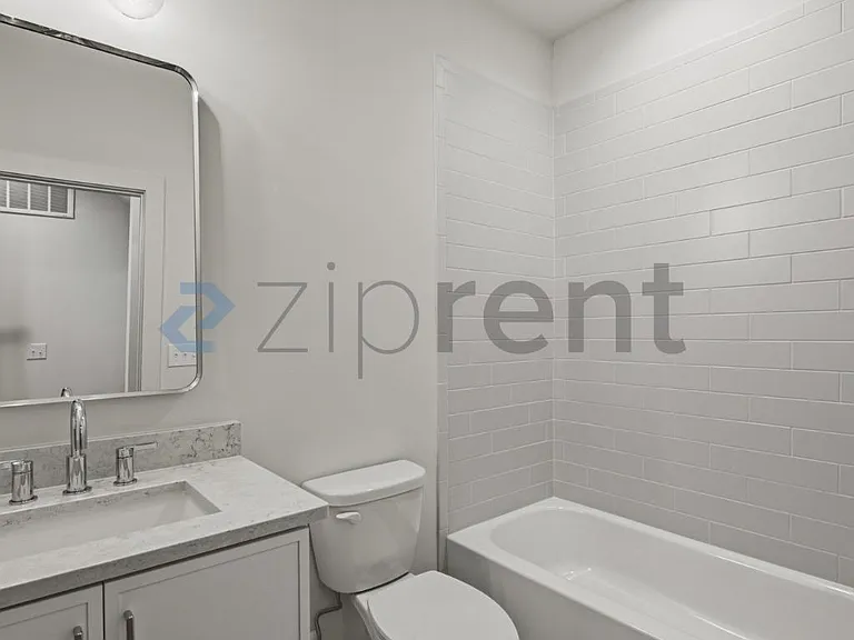 425 S Walker St — Photo 41