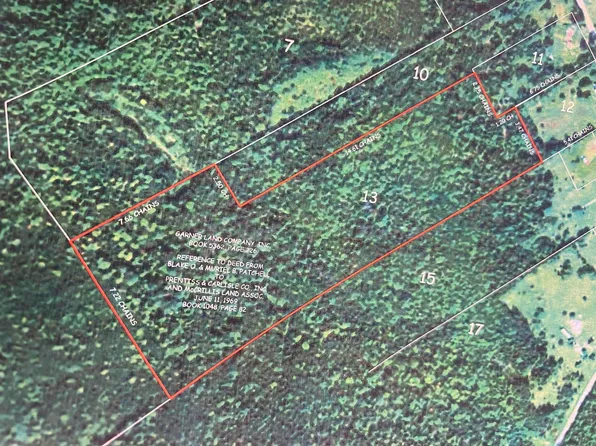 Off Main Street, Reed Plt, ME 04497