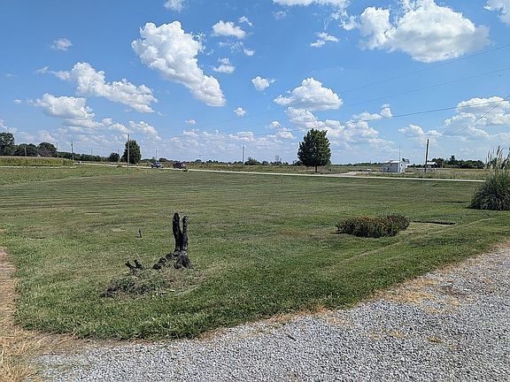 4th image of 429 State Highway 15