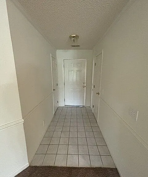 2924 Mulberry Ln — Photo 6