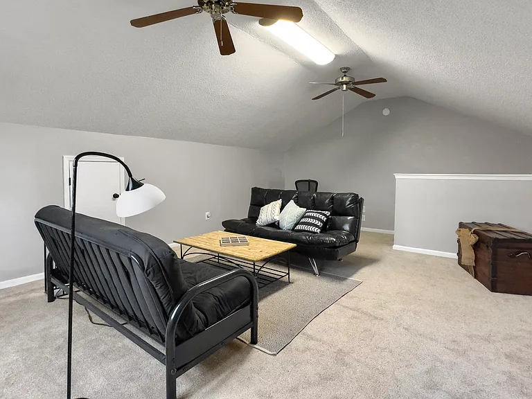 7900 Elderberry Cir — Photo 38