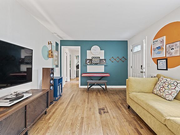 4th image of 311 Tamworth Dr