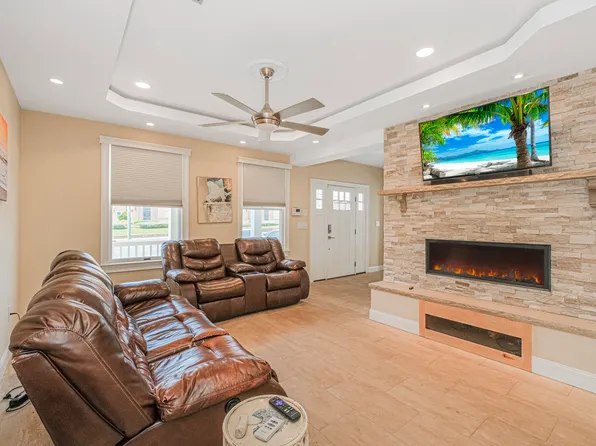 5434 Amboy Road image 6 of 36