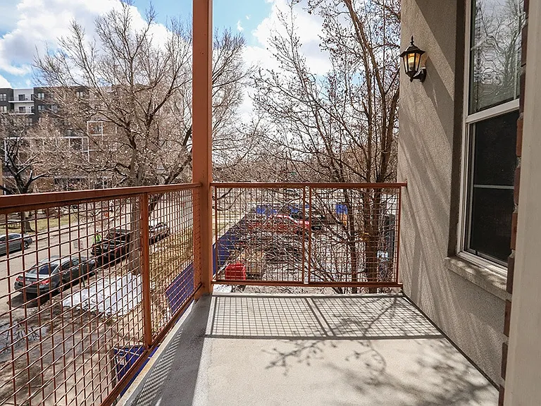 1721 N Marion St — Photo 28