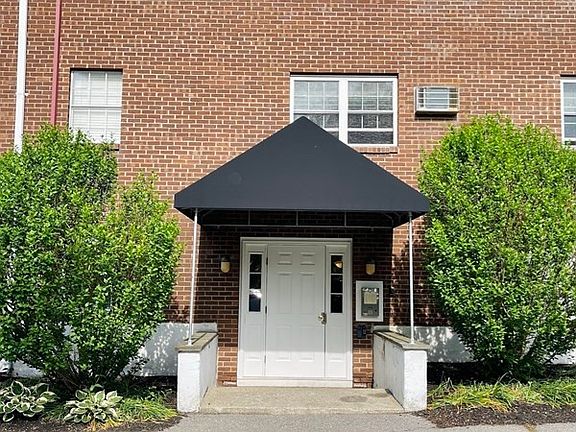 4th image of 187 Great Rd APT B10