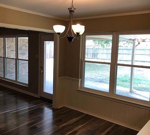 4th image of 1125 Dendron Dr