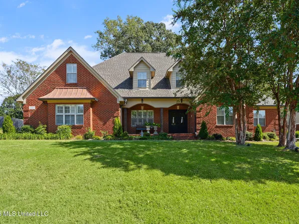6420 Acree Woods Dr, Olive Branch, MS 38654