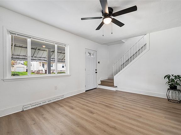 4th image of 1716 Davidson St
