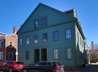 25 Elm St, Charlestown, MA 02129