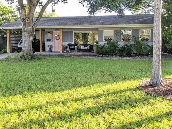 3841 Nottingham Dr, Sarasota, FL 34235