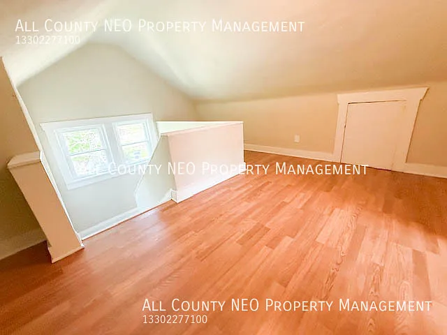 126 E Mapledale Ave #B — Photo 14
