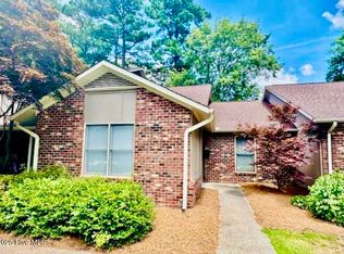 2005 Quail Ridge Rd APT E, Greenville, NC 27858