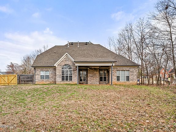 3rd image of 10053 Cypress Plantation Dr S