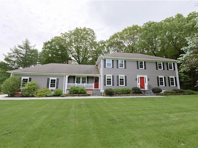 215 Adirondack Dr, East Greenwich, RI, 02818