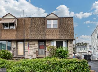 1310 Price St, Trainer, PA 19061