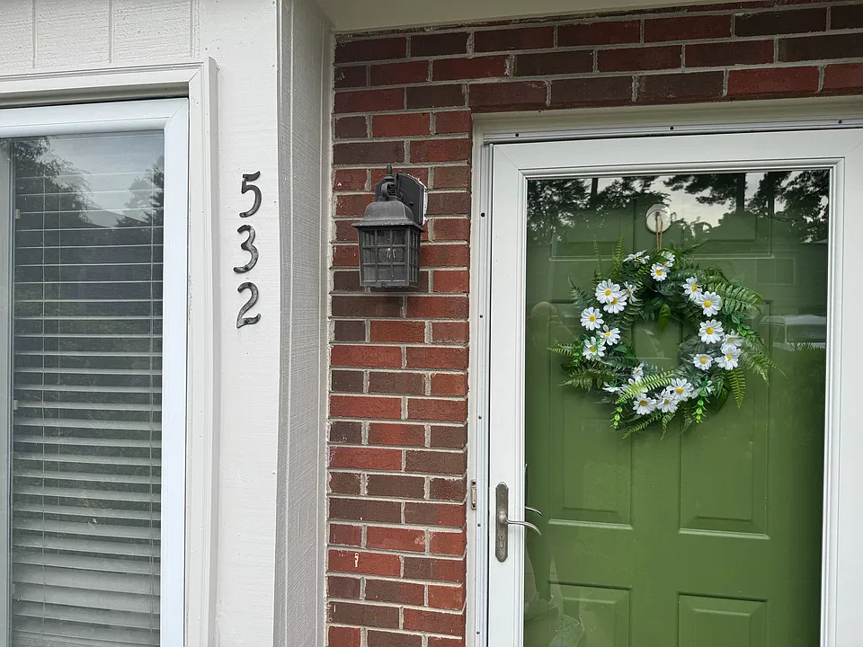 532 Cobblestone Dr