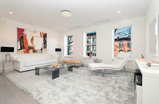 Rented by Arena Real Estate | media 24