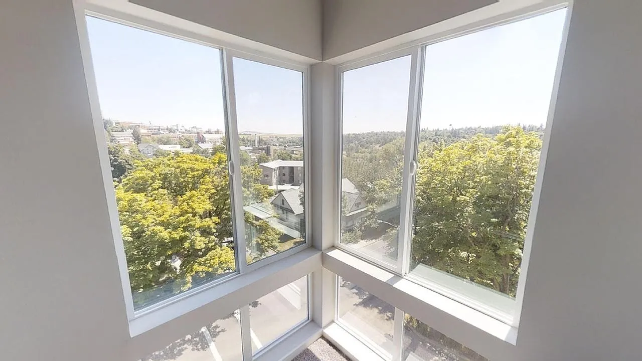 Coug Housing — Photo 2