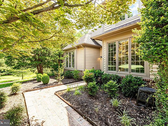 5th image of 12511 Manderley Way