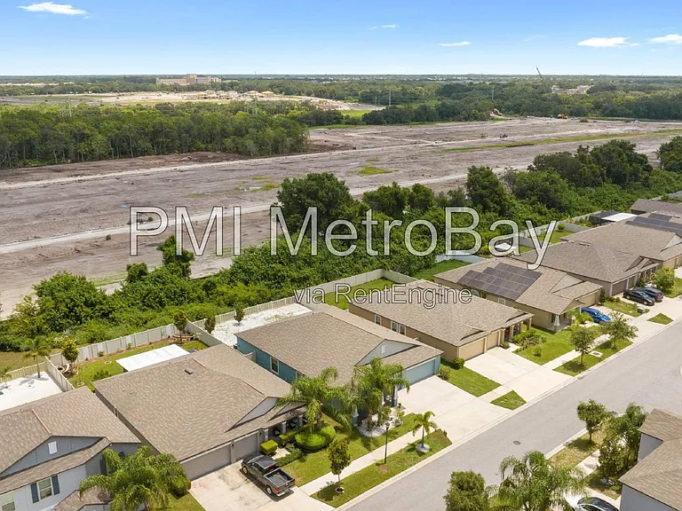 9703 Sage Creek Dr — Photo 45