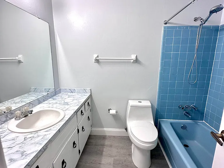 4558 Colonial Rd — Photo 24