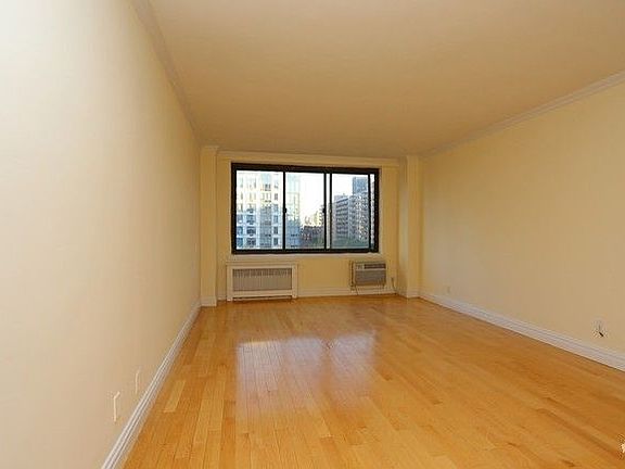 5th image of 784 Columbus Ave APT 4L