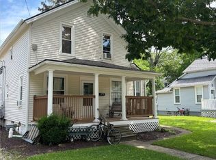 206 Court St, Chardon, OH 44024