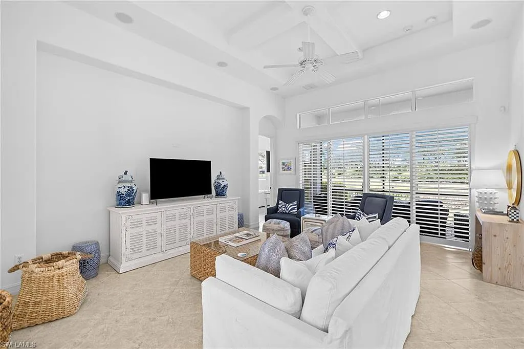 3 bed, 3.0 bath, 1878 sqft, $13,000 — Photo 4
