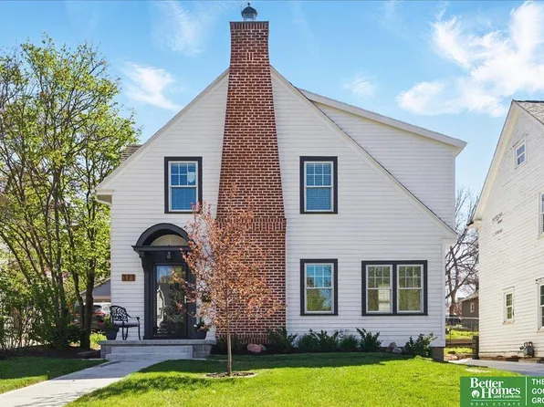 311 S 50th St, Omaha, NE 68132