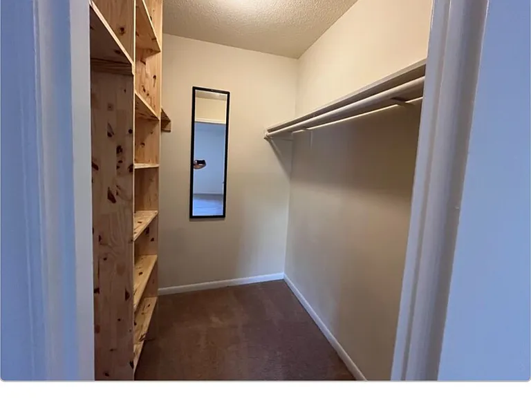 500 Umstead Dr #304F — Photo 16